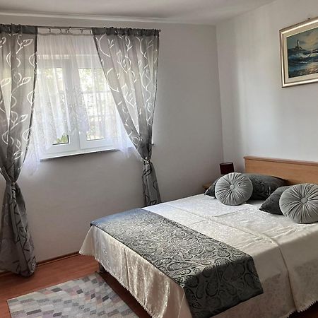 Appartamento App Martina Dramalj Esterno foto
